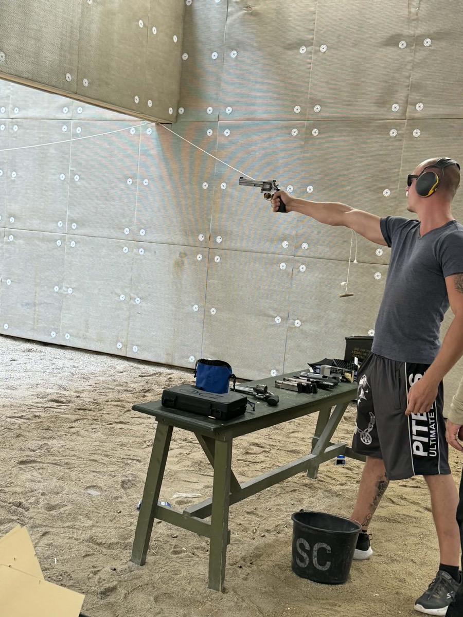Skydeoplevelse med riffel hos Shooting Tiger Copenhagen
